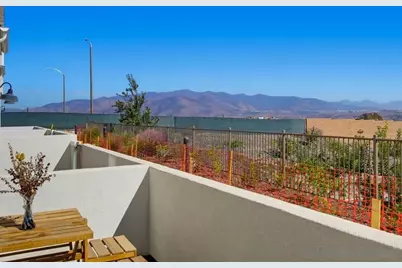  2062 Bluestone  Cir, Chula Vista, CA 91913 - Photo 5