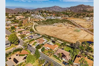 17253 Saint Andrews Drive, Poway, CA 92064 - Photo 21