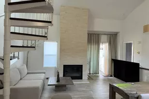 7275 Calabria Ct, San Diego, CA 92122 - Photo 5