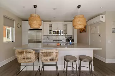 810 Santa Barbara Pl, San Diego, CA 92109 - Photo 7