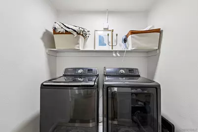  913 Vine Street, Oceanside, CA 92054 - Photo 21