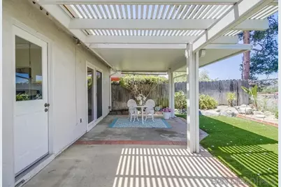  2474 Royal Saint James, El Cajon, CA 92019 - Photo 5