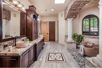  17949 Circa Oriente, Rancho Santa Fe, CA 92067 - Photo 27