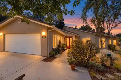  613 Carnation Lane, Fallbrook, CA 92028 - Photo 3
