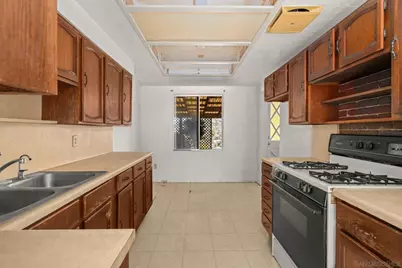  3408 Glen Dr, Spring Valley, CA 91977 - Photo 9