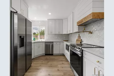  2031 Shadytree Ln, Encinitas, CA 92024 - Photo 5