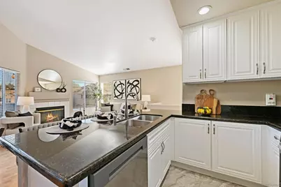  485 Belle Vista #211, Chula Vista, CA 91910 - Photo 11