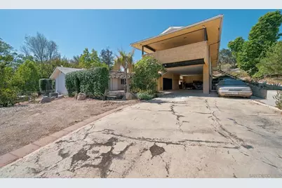  4940 Alzeda Dr, La Mesa, CA 91941 - Photo 31