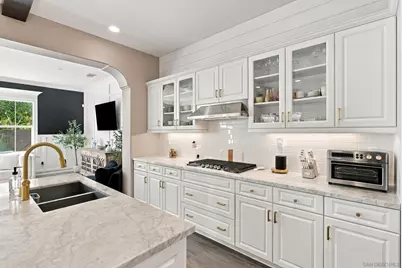  3609 Four Peaks St, Carlsbad, CA 92010 - Photo 9