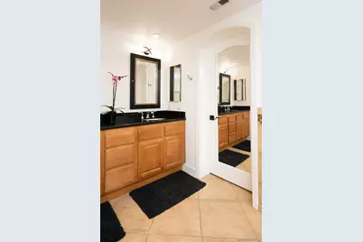  310 W G St #110, San Diego, CA 92101 - Photo 41