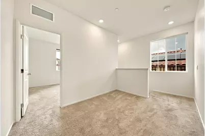  887 Brookdale Dr, Vista, CA 92081 - Photo 13