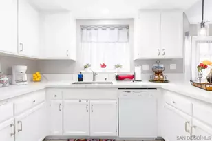 24643 Leafwood Dr, Murrieta, CA 92562 - Photo 9