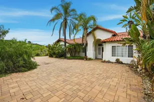 31732 Tracy Lyn Dr, Valley Center, CA 92082 - Photo 3