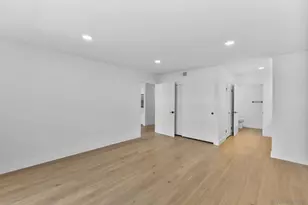 6747 Friars Rd, San Diego, CA 92108 - Photo 17