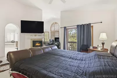  10405 White Birch Dr, San Diego, CA 92131 - Photo 23