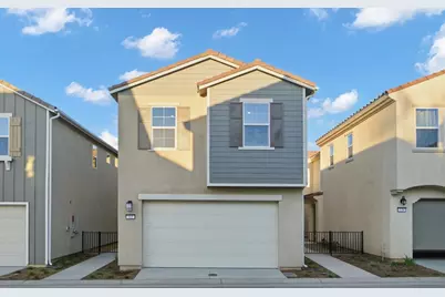  112 Village Walk Way, Ramona, CA 92065 - Photo 1