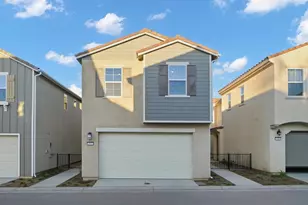 112 VILLAGE WALK Wy, Ramona, CA 92065 - Photo 1