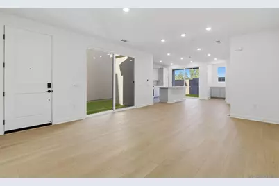  112 Village Walk Way, Ramona, CA 92065 - Photo 3