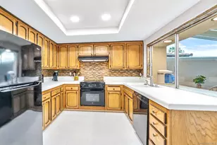 16555 Caminito Vecinos, San Diego, CA 92128 - Photo 13