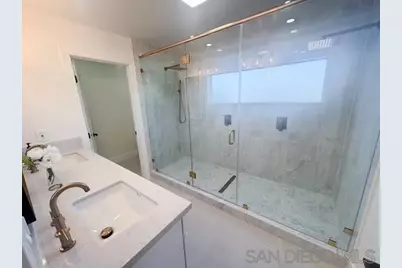  807 Poinsettia Ave, Vista, CA 92081 - Photo 21