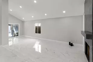 4826 Cannington Dr, San Diego, CA 92117 - Photo 5