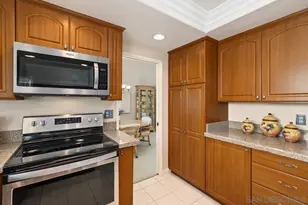 18018 Calle Estepona, San Diego, CA 92128 - Photo 7