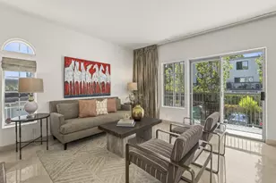 8635 Via Mallorca, La Jolla, CA 92037 - Photo 9