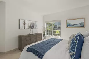 8635 Via Mallorca, La Jolla, CA 92037 - Photo 17