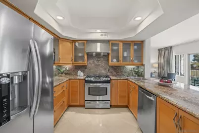  8635 Via Mallorca #D, La Jolla, CA 92037 - Photo 5