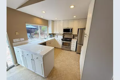  9970 Mesa Madera Dr, San Diego, CA 92131 - Photo 11