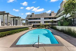 2533 Navarra Dr, Carlsbad, CA 92009 - Photo 23