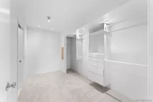 2533 Navarra Dr, Carlsbad, CA 92009 - Photo 11