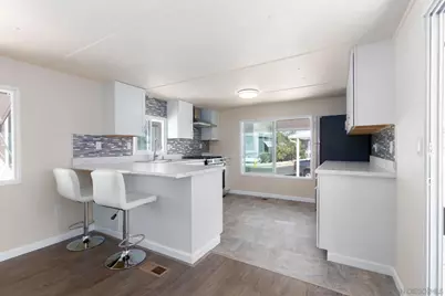  677 G St #103.5, Chula Vista, CA 91910 - Photo 3