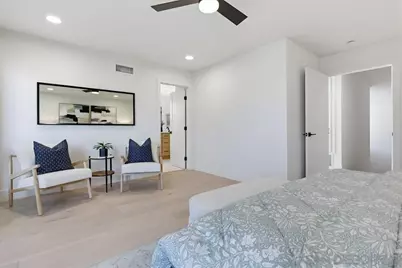  2003 Caminito Circulo Norte, La Jolla, CA 92037 - Photo 21