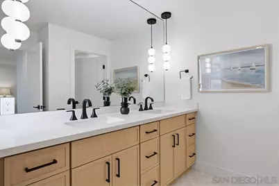  2003 Caminito Circulo Norte, La Jolla, CA 92037 - Photo 25