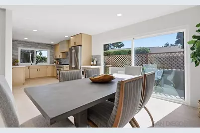  2003 Caminito Circulo Norte, La Jolla, CA 92037 - Photo 13