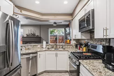  11382 Via Rancho San Diego #Unit C, El Cajon, CA 92019 - Photo 7