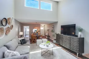 10374 Caminito Banyon, San Diego, CA 92131 - Photo 9