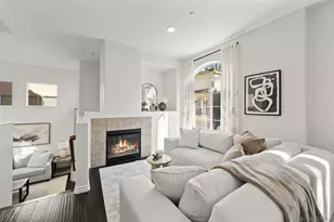 2816 Villas Way, San Diego, CA 92108 - Photo 3