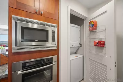  700 W E Street #2802, San Diego, CA 92101 - Photo 21