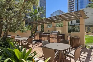 700 W E St, San Diego, CA 92101 - Photo 49