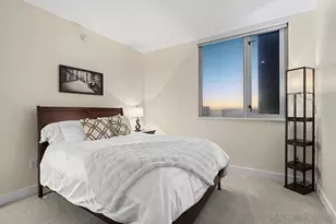 700 W E St, San Diego, CA 92101 - Photo 31