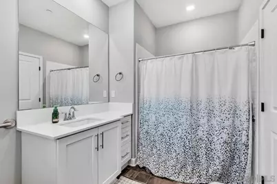  21512 Harmony Village Drive, Escondido, CA 92029 - Photo 11