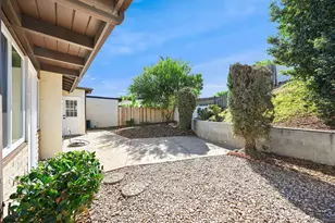 4758 Westridge Dr, Oceanside, CA 92056 - Photo 13