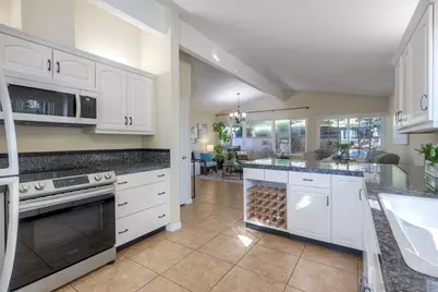  2935 Lloyd St, San Diego, CA 92117 - Photo 9