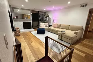 750 State St, San Diego, CA 92101 - Photo 7