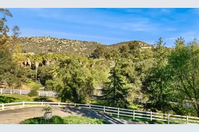  26138 Jesmond Dene Rd, Escondido, CA 92026 - Photo 25