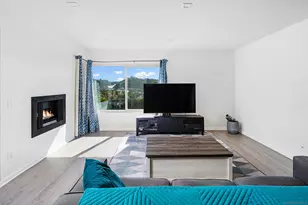 10425 Caminito Cuervo, San Diego, CA 92108 - Photo 3