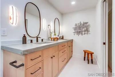  2223 Caminito Preciosa Sur, La Jolla, CA 92037 - Photo 37