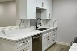 9929 Erma Rd, San Diego, CA 92131 - Photo 9